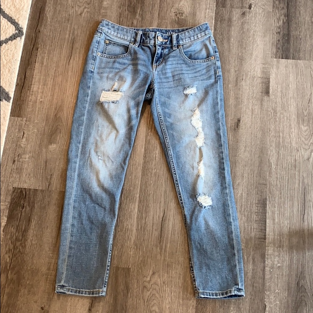 Slim Boyfriend Distressed Jean